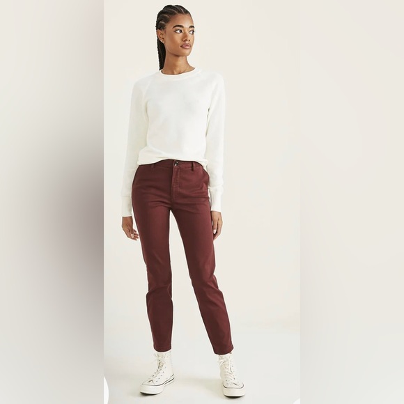 🍂🍁Dockers Maroon Pants - Picture 2 of 6